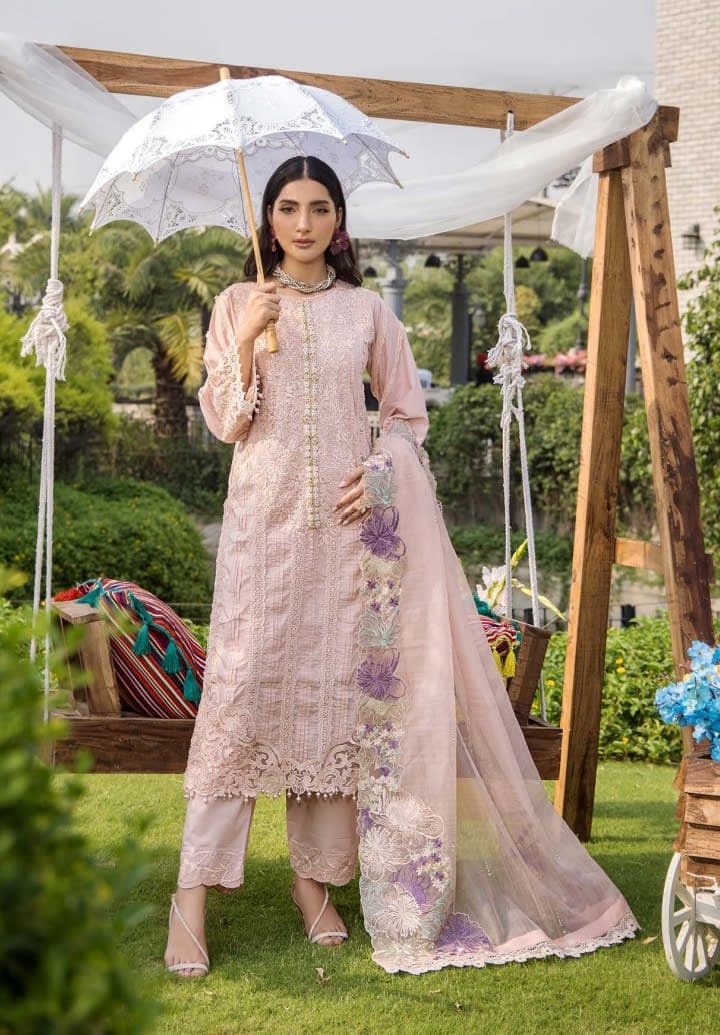 Eshaisha Unstitched Luxury Lawn '25
